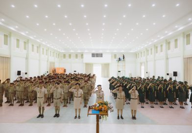 พิธีเข้าประจำกองและประดับอินธนูลูกเสือ-เนตรนารี สามัญรุ่นใหญ่ ม.1